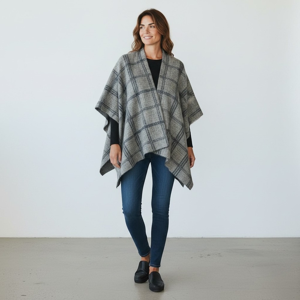 Eileen Fisher The Fisher Project Mohair Alpaca Plaid‎ Poncho Wrap Grey OS R16WDC